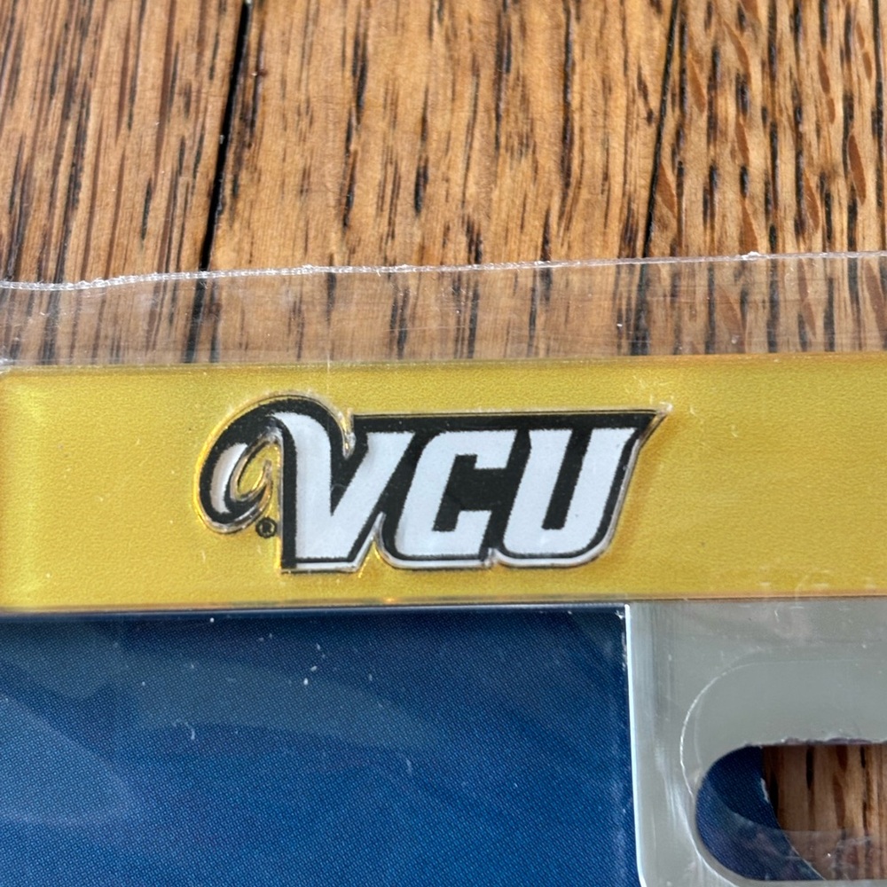 Wincraft VCU Alumni Metal License Plate Frame - Black and Gold